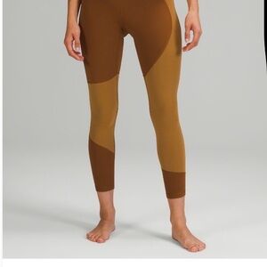 NWT Nulu Color Block Tight 25”